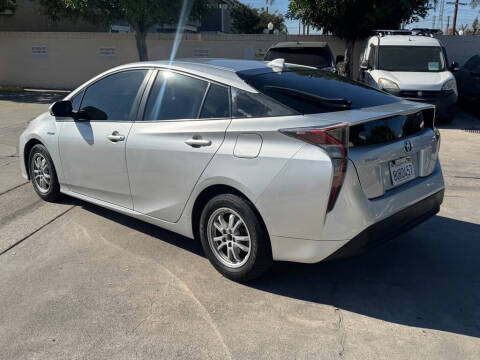 2016 Toyota Prius Two