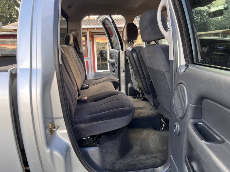 2005 Dodge Ram 2500 SLT