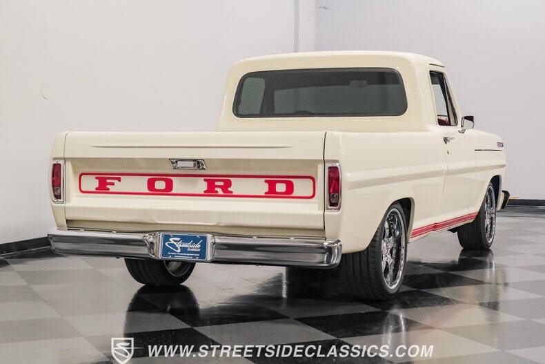 1967 Ford F-100