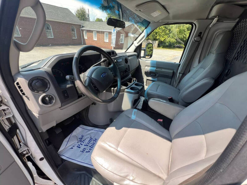 2011 Ford E-Series E-250