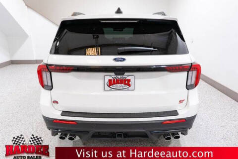2025 Ford Explorer ST
