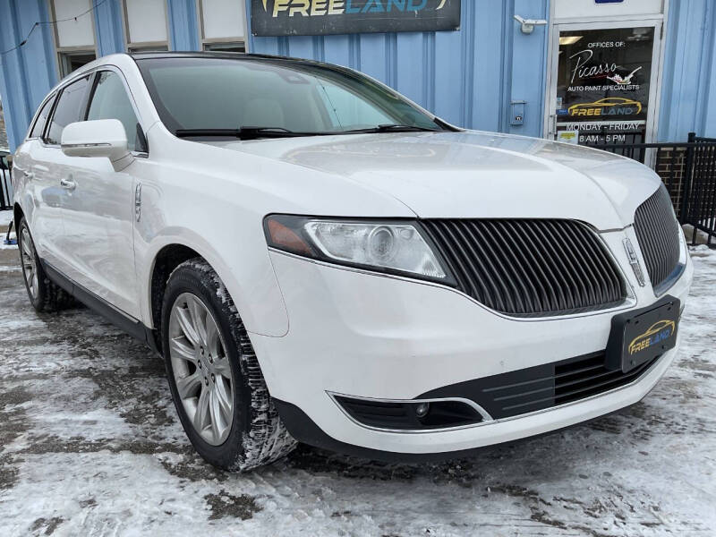 2015 Lincoln MKT EcoBoost's photo