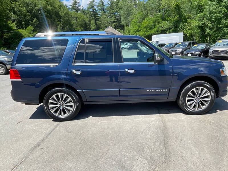 2017 Lincoln Navigator Select