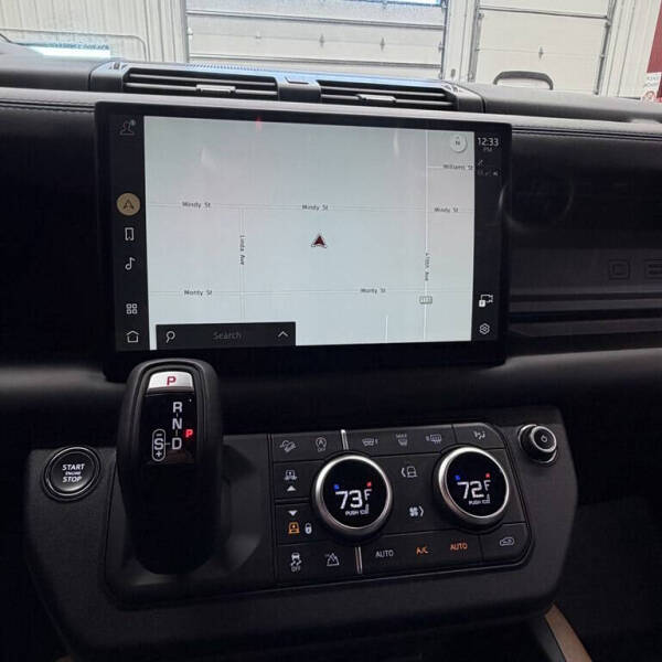 2024 Land Rover Defender 130 P400 X