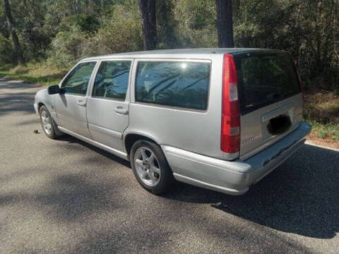 2000 Volvo V70 SE