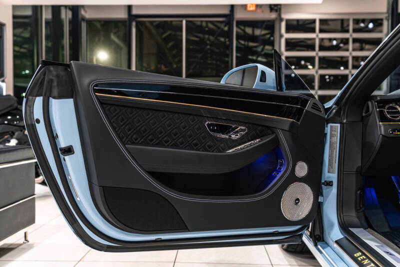 2024 Bentley Continental