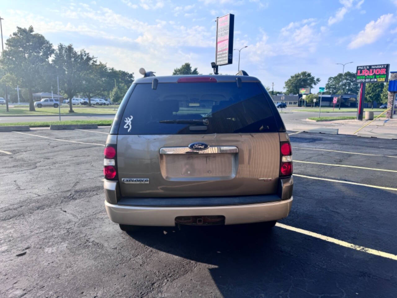 2006 Ford Explorer for sale at Dynasty Auto Sales in Eastpointe, MI