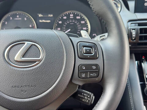 2023 Lexus IS 300