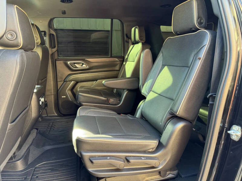 2022 GMC Yukon XL SLT