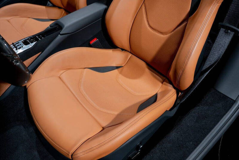 2025 Ferrari 296 GTS