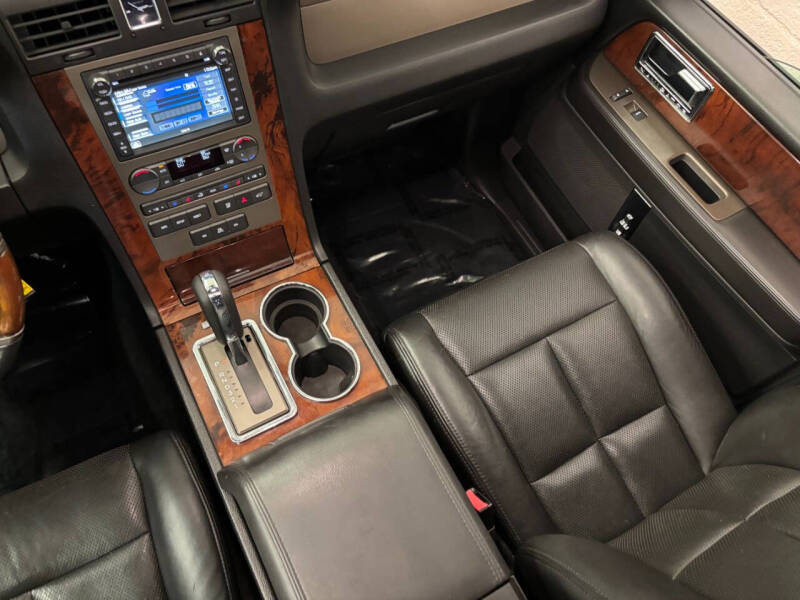 2012 Lincoln Navigator
