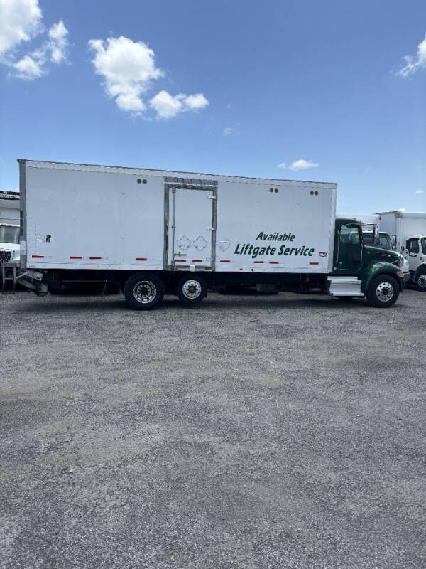 2018 Peterbilt 348