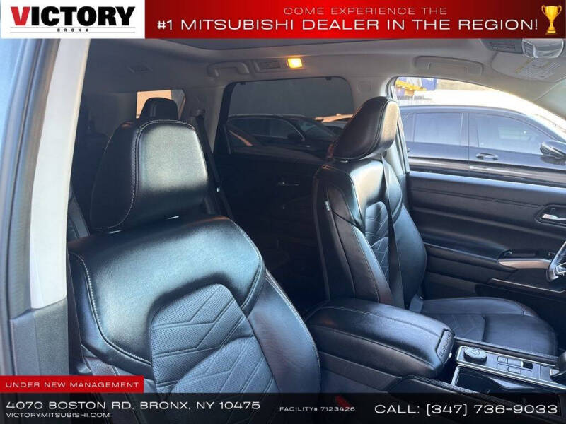 2023 Nissan Pathfinder Platinum