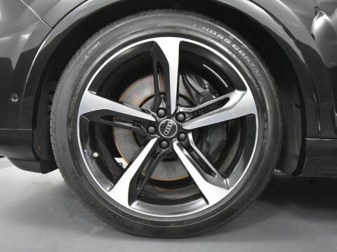 2024 Audi SQ7 4.0T quattro Premium Plus