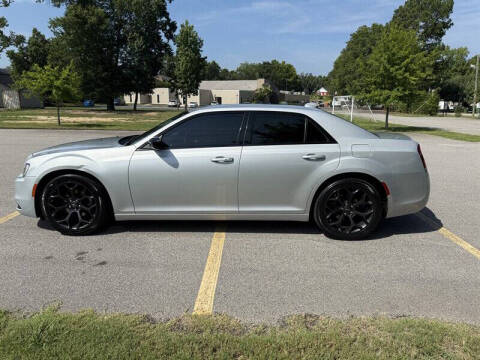 2019 Chrysler 300 Touring