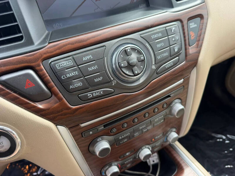 2020 Nissan Pathfinder Platinum