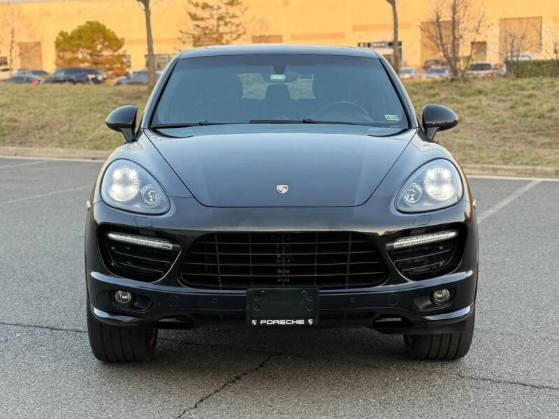 2013 Porsche Cayenne GTS