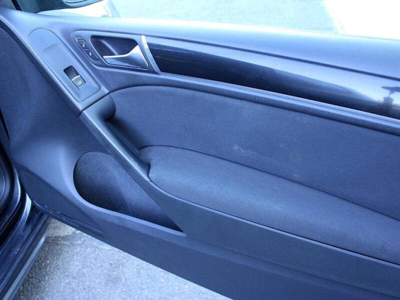 2010 Volkswagen GTI Base PZEV