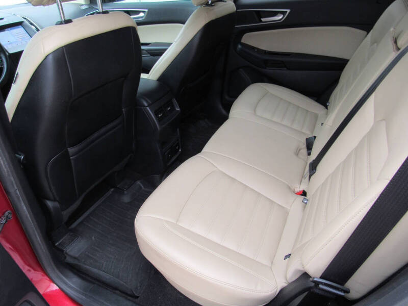 2019 Ford Edge SEL