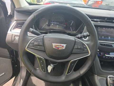 2017 Cadillac XT5 Premium Luxury