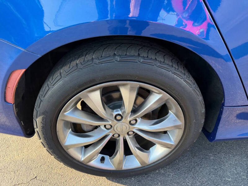 2015 Chrysler 200 S