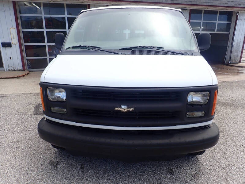 2000 Chevrolet Express G3500