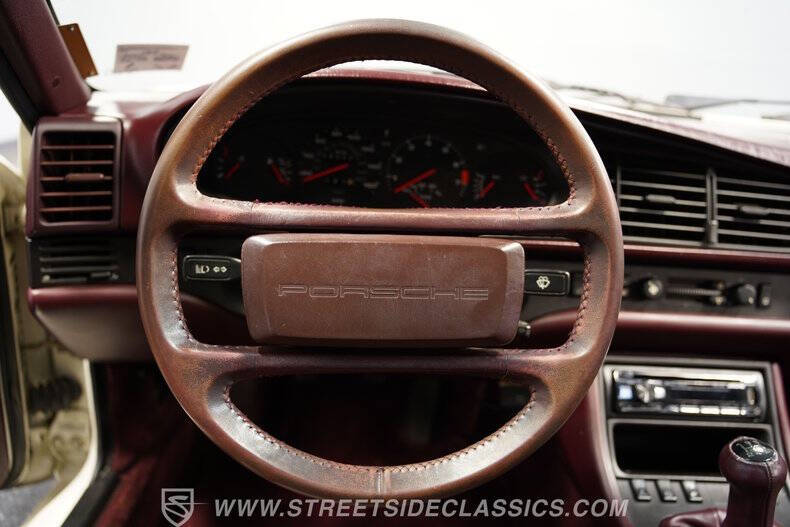 1985 Porsche 944