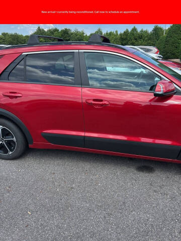 2025 Kia Niro EX
