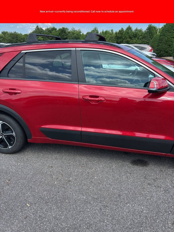 2025 Kia Niro EX
