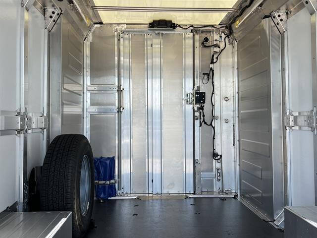 2025 Chevrolet BrightDrop 400