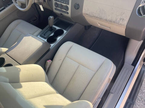 2010 Ford Expedition XLT