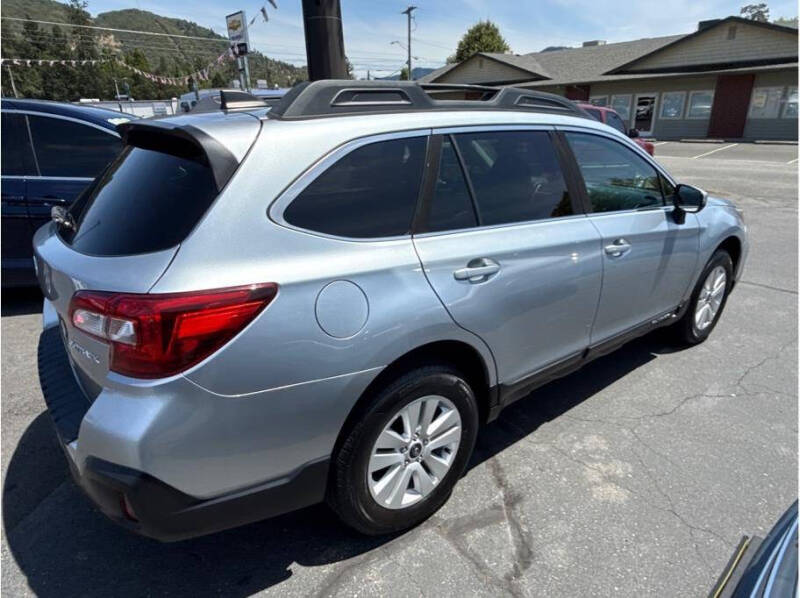 2018 Subaru Outback 2.5i Premium