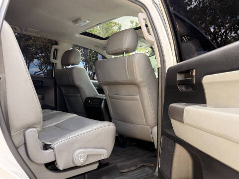 2013 Toyota Sequoia SR5