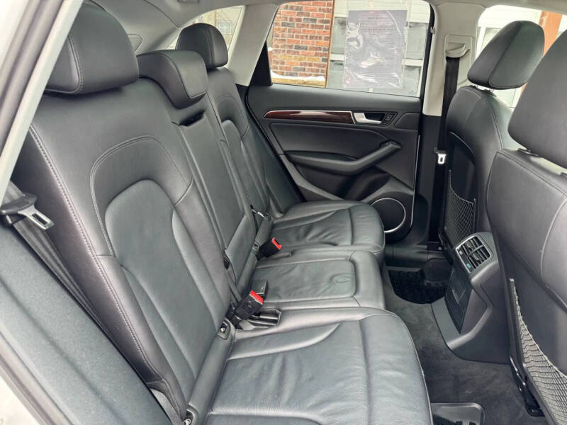 2017 Audi Q5 2.0T quattro Premium Plus