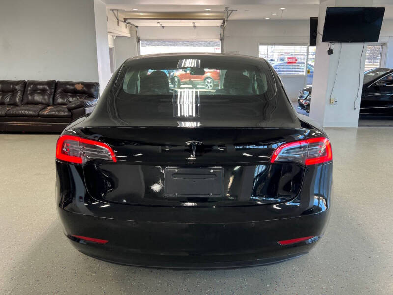 2022 Tesla Model 3 Base photo 8