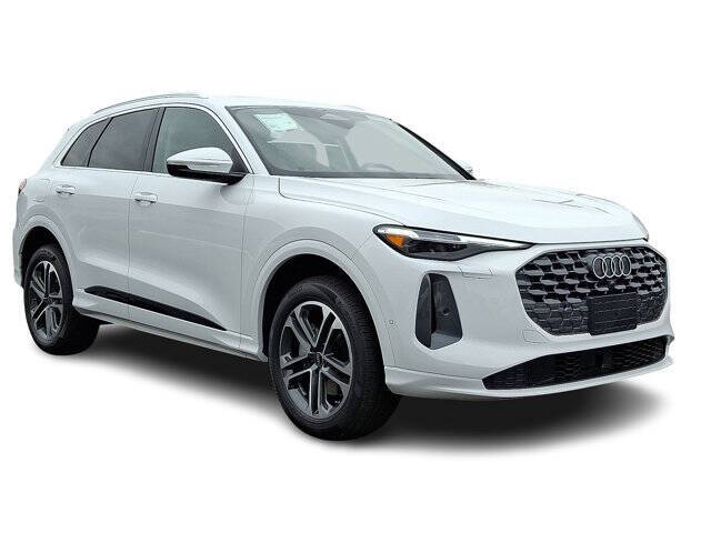 2025 Audi Q5 quattro Premium Plus TFSI