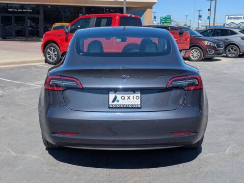 2020 Tesla Model 3 Standard Range Plus