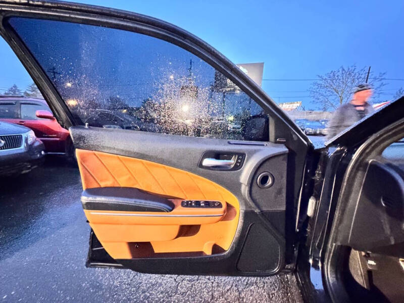 2016 Dodge Charger SRT 392