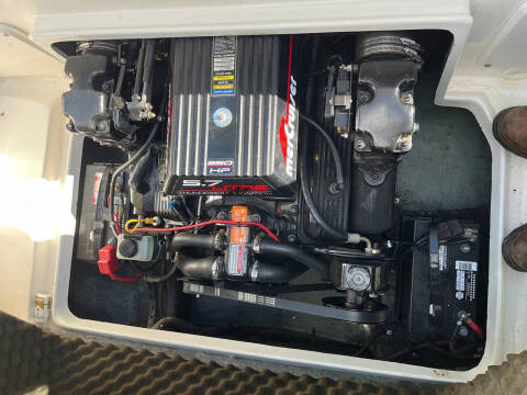 1998 Sea Ray 215EC