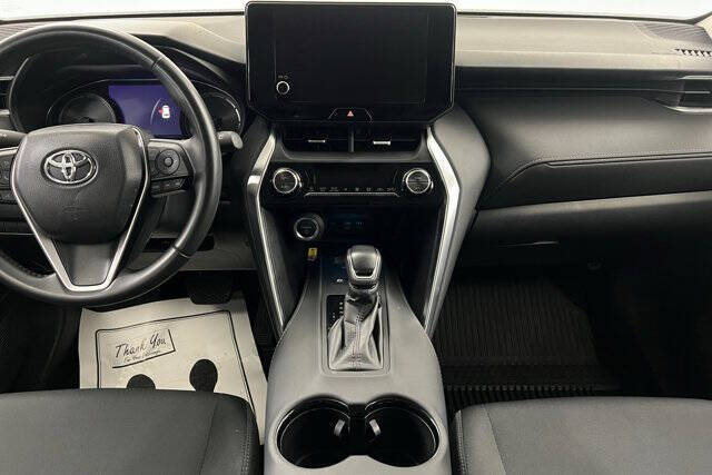 2024 Toyota Venza LE