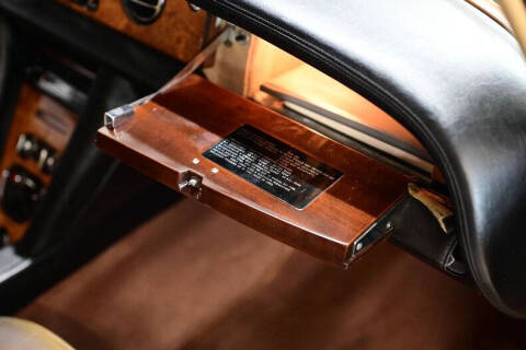 1972 Rolls-Royce SILVER CLOUD LWB