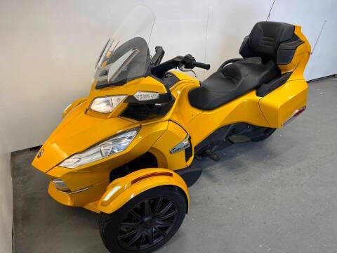 2013 Can-Am Spyder RT-S SM5