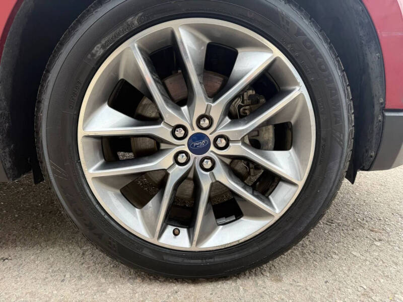 2017 Ford Edge Titanium