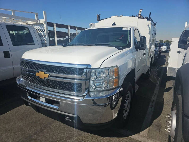 2014 Chevrolet Silverado 3500HD CC