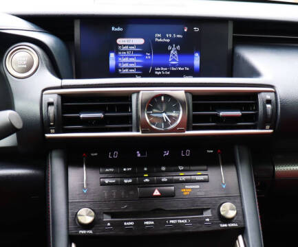 2018 Lexus IS 300