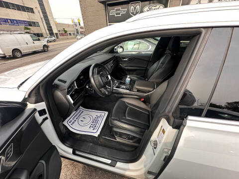 2019 Audi Q8 quattro Premium 55 TFSI