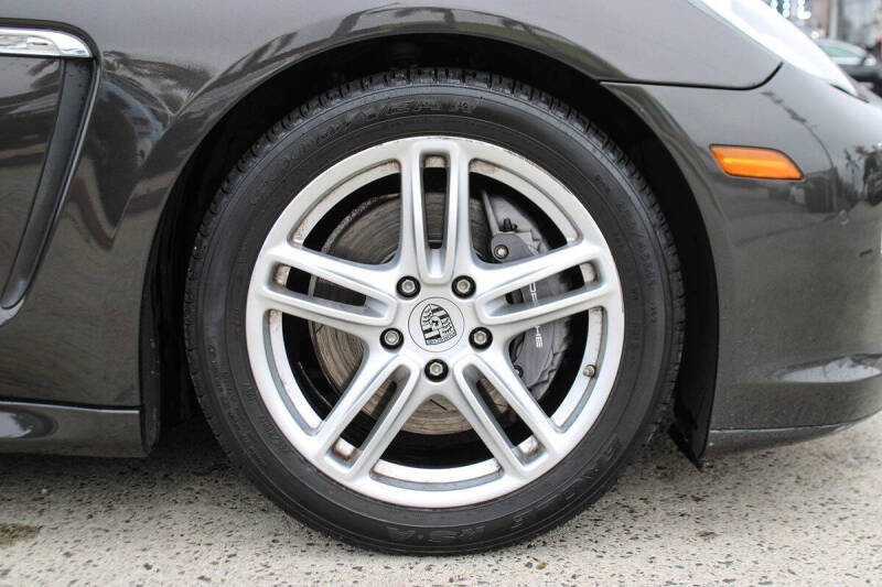 2012 Porsche Panamera