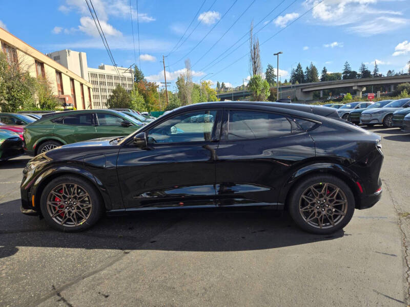 2025 Ford Mustang Mach-E GT