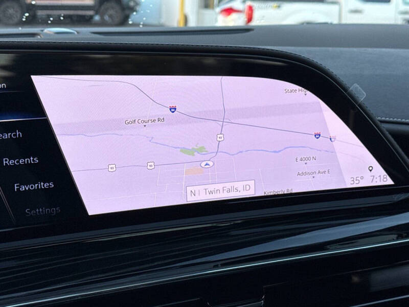 2022 Cadillac Escalade Sport