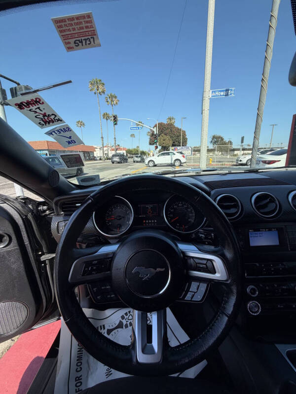 2020 Ford Mustang EcoBoost
